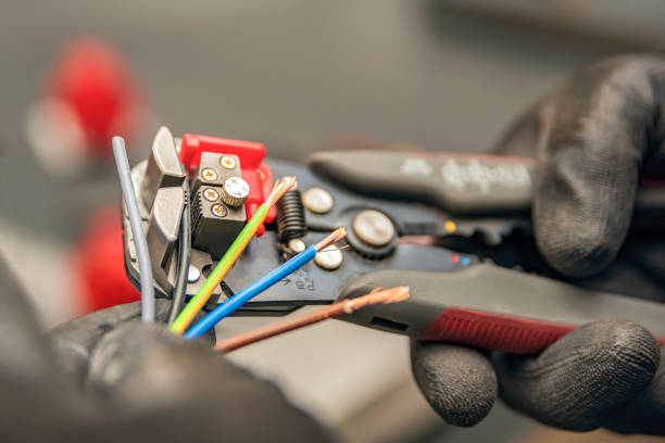 Best Commercial Electrician Services  in West Lake Hills, TX